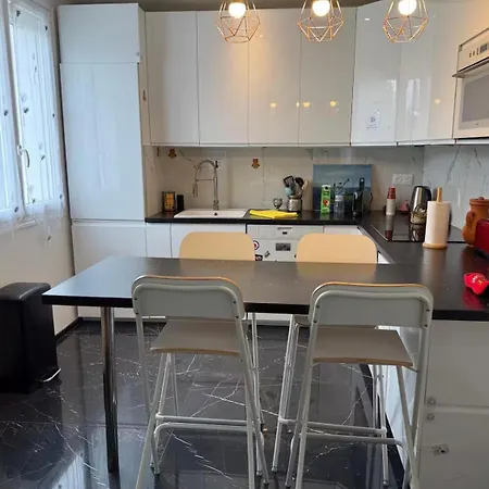 Casa vacanze Maison Avec Jardin & Climatisation -15 Min De Paris